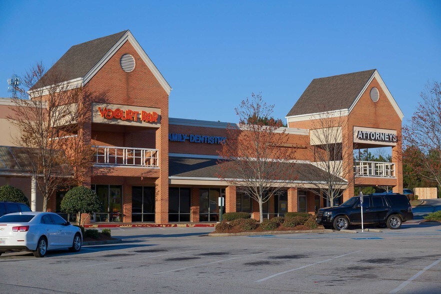 More Photos Of 909 Eagles Landing Pky, Stockbridge General Retail For Lease