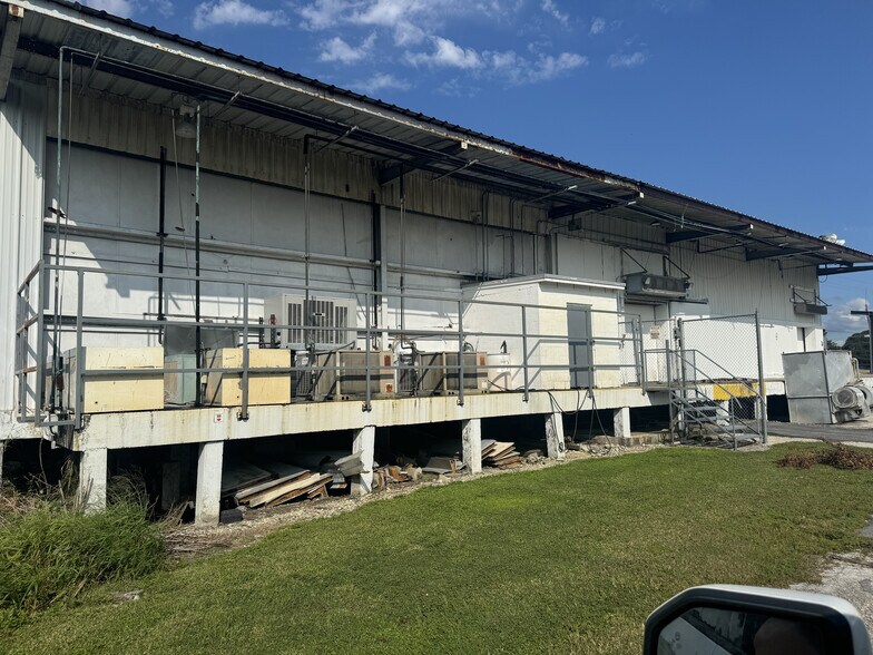 More Photos Of 1008 Railroad St, Belle Glade Specialty For Sale