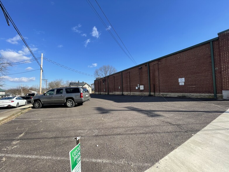 More Photos Of 122 W Spencer St, Culpeper Office For Lease