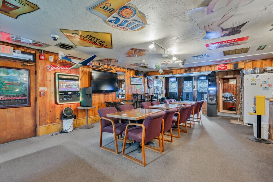 More Photos Of 1107 Pacific Ave N, Kelso Restaurant For Sale