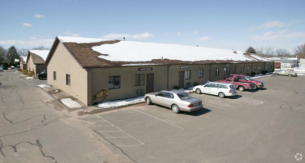 Primary Photo Of 160 Oak St, Glastonbury Light Manufacturing For Sale