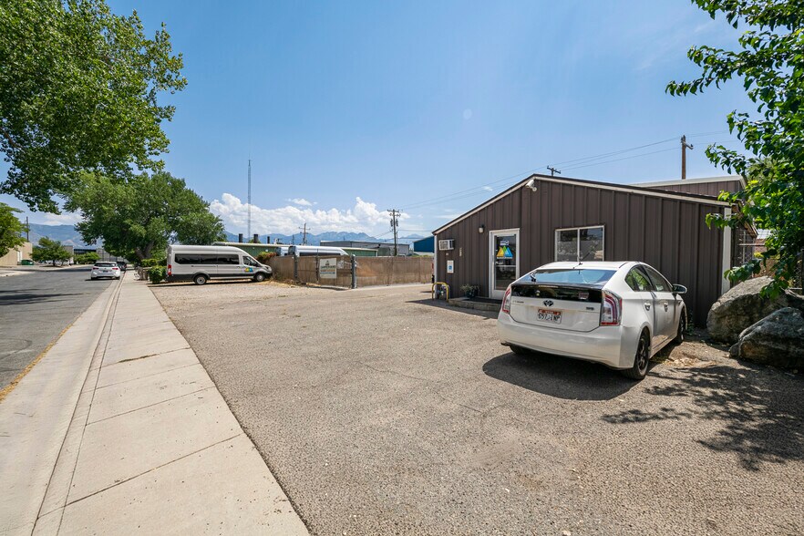 More Photos Of 971 Margaret Ave, Salt Lake City Service For Sale