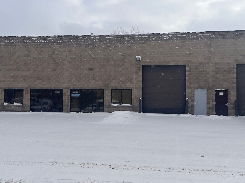More Photos Of 3408 Busch Dr SW, Grandville Manufacturing For Sale