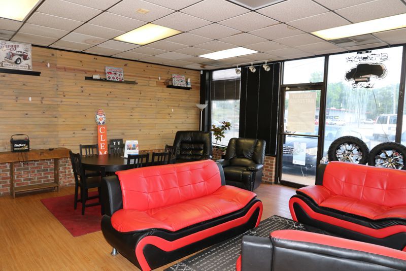 More Photos Of 14730 E Wade Hampton Blvd, Greer Auto Repair For Lease