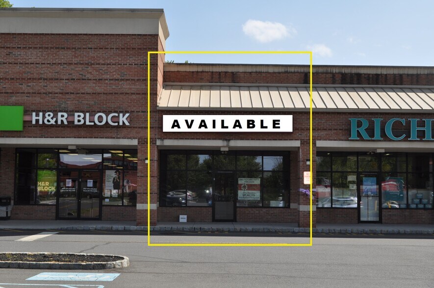 More Photos Of 811 - 825 Route 33, Hamilton Storefront For Lease