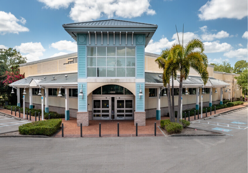 More Photos Of 12955 Collier Blvd, Naples Drugstore For Lease