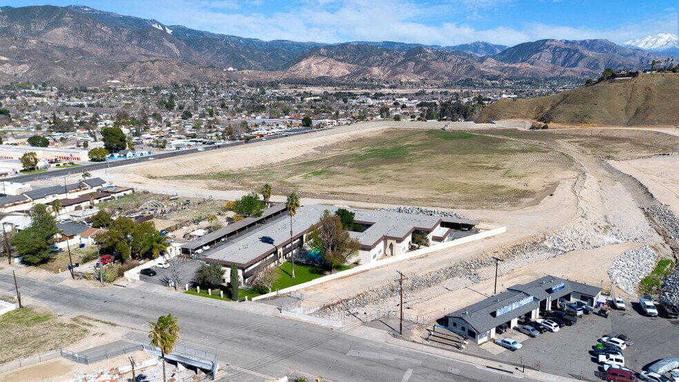 More Photos Of 3943 N H St, San Bernardino Apartments For Sale