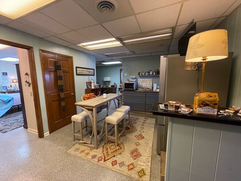 More Photos Of 11 Bell Ave, Denton Flex For Sale