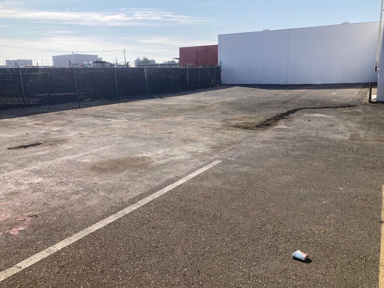 More Photos Of 2196 American Ave, Hayward Warehouse For Lease