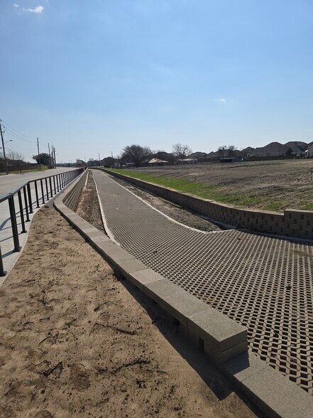 More Photos Of 1209 N Day Miar Rd, Mansfield Land For Sale