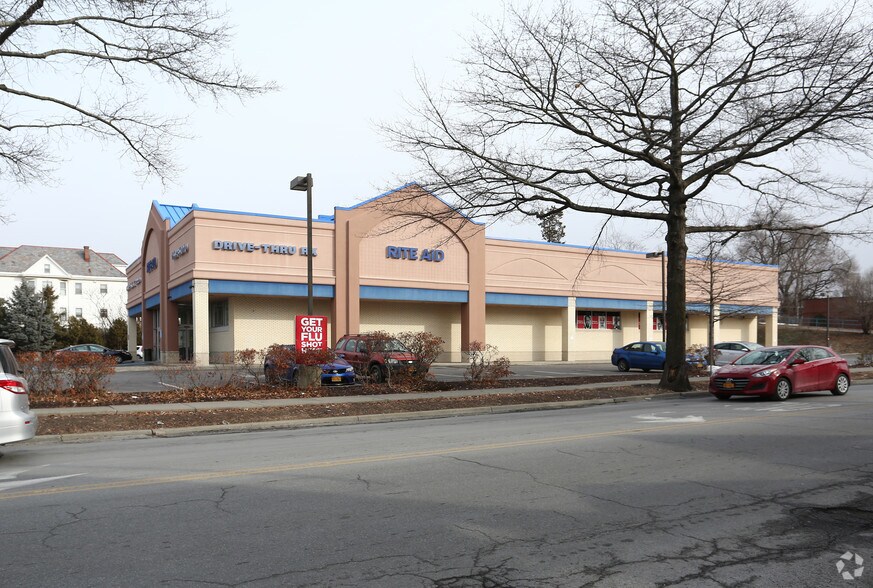 More Photos Of 709 Main St, Poughkeepsie Drugstore For Sale