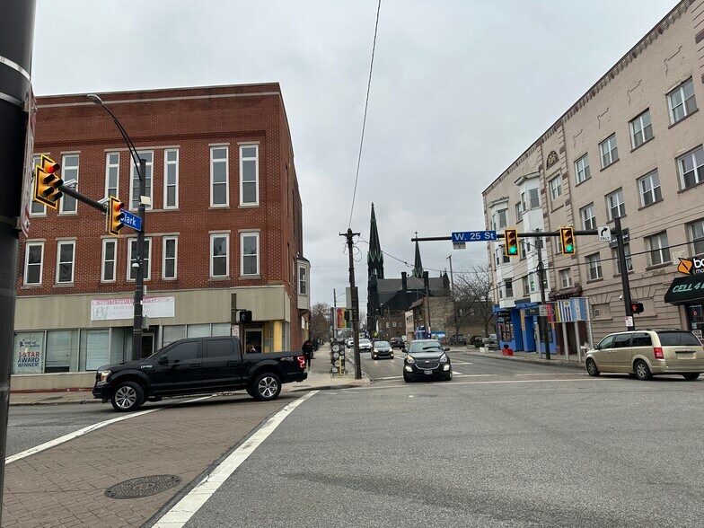 More Photos Of 3093-3095 W 25th St, Cleveland Storefront Retail Office For Lease