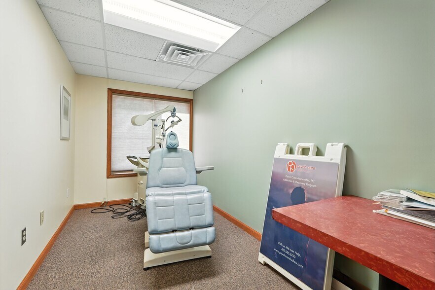 More Photos Of 185 West Ave, Ludlow Medical For Sale