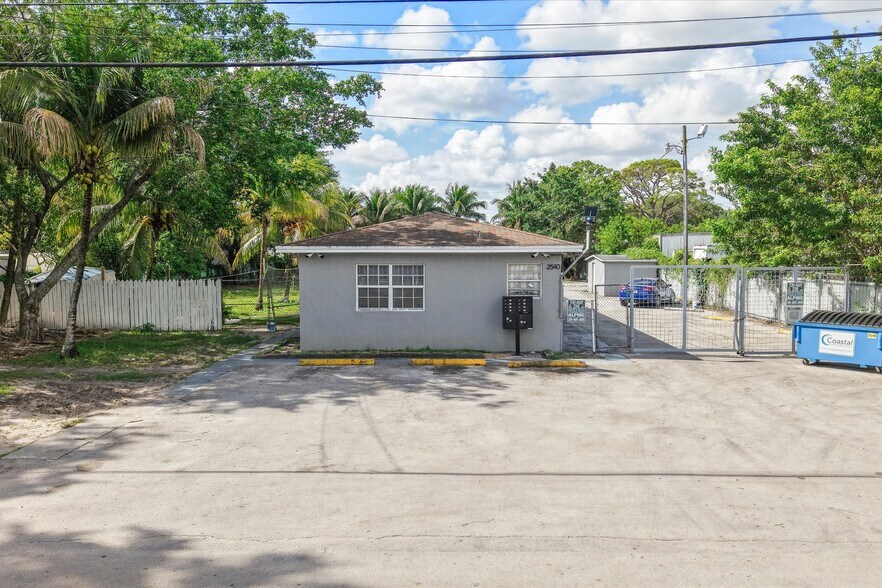 More Photos Of 2540 NW 90th St, Miami Apartments For Sale