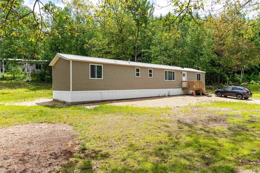More Photos Of Golden Oaks Road, Albany Manufactured Housing Mobile Home Park For Sale