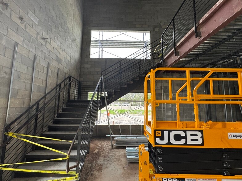 More Photos Of 3416 W Lake Mary Blvd, Lake Mary Office For Sale