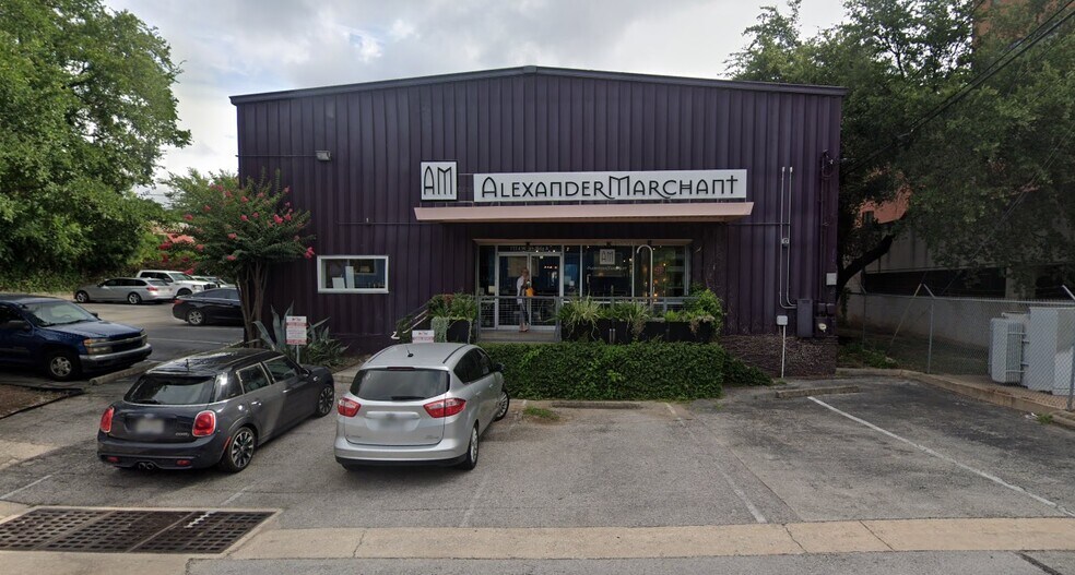 More Photos Of 1114 W 5th St, Austin Storefront For Lease