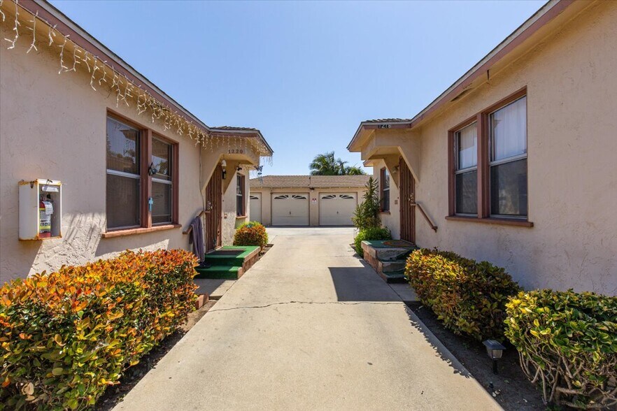 More Photos Of 1214-1220 E 18th St, National City Apartments For Sale