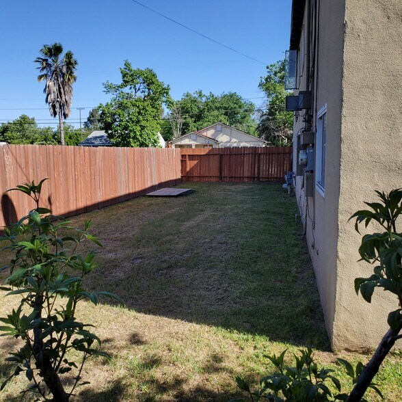 More Photos Of 810-820 Lampasas Ave, Sacramento Apartments For Sale