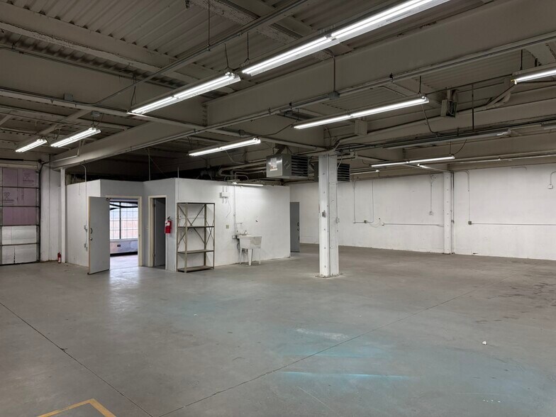 More Photos Of 12100 W 52nd Ave, Wheat Ridge Warehouse For Lease