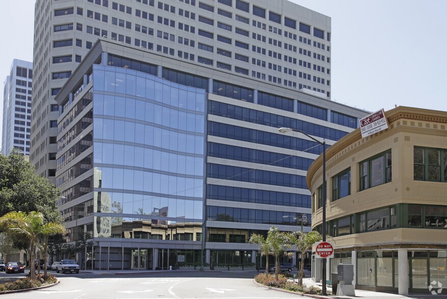 More Photos Of 2101 Webster St, Oakland Unknown For Lease