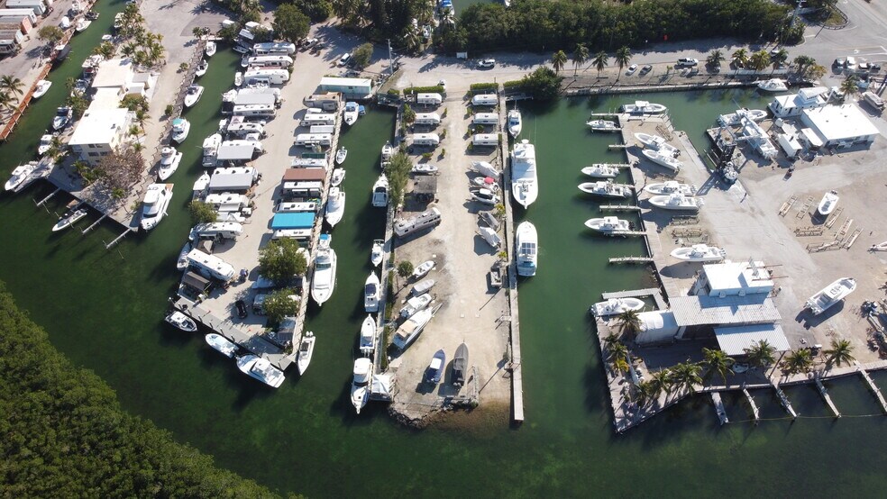 More Photos Of 199 Morris Ave, Key Largo Marina For Sale