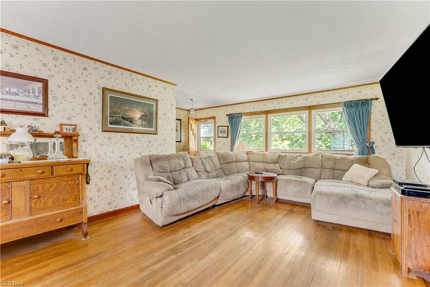 More Photos Of 16107 Moseley Rd, Madison Industrial For Sale