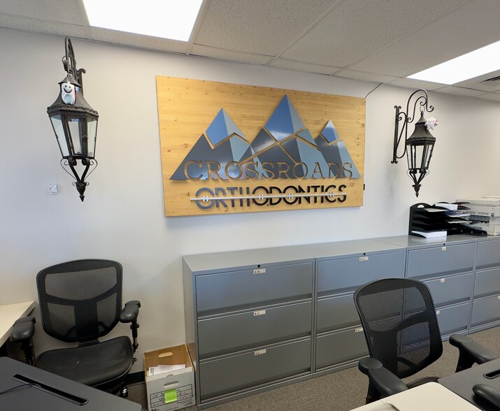 More Photos Of 16830 Northgate Dr, Parker Medical For Sale