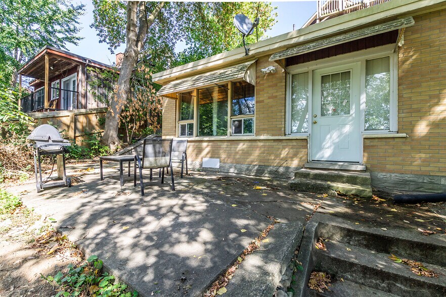 More Photos Of 133 Albert St, Waterloo Apartments For Sale