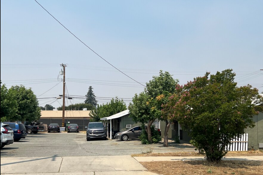 More Photos Of 677 Magnolia Ave, Beaumont Apartments For Sale