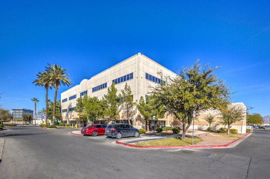 More Photos Of 1815 E Lake Mead Blvd, North Las Vegas Medical For Lease