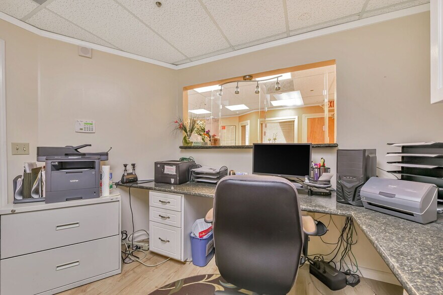 More Photos Of 2039 Forest Ave, San Jose Medical For Sale