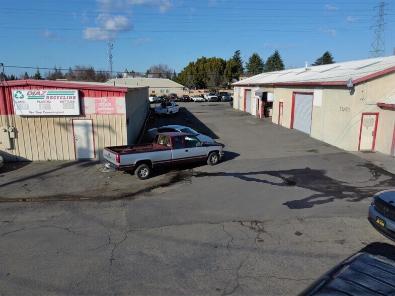 More Photos Of 1023-1049 W Yosemite Ave, Manteca Auto Repair For Sale