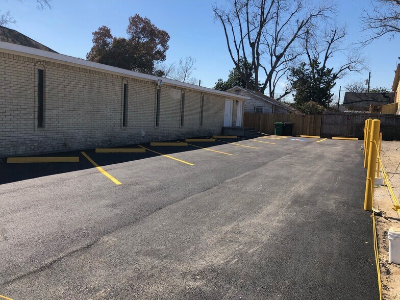 More Photos Of 3911 Fulton St, Houston Religious Facility For Lease