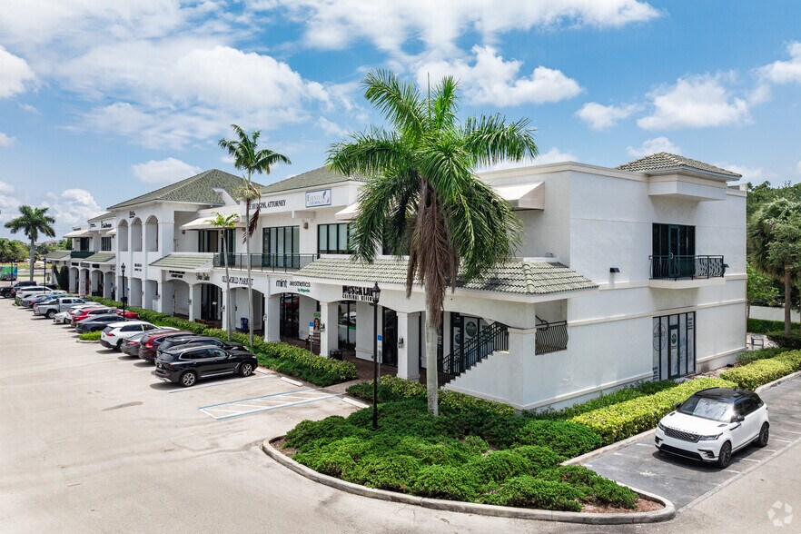 More Photos Of 2800 Davis Blvd, Naples Office For Sale