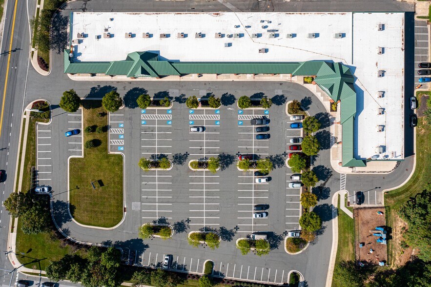 More Photos Of 11550 Philadelphia Rd, White Marsh Unknown For Lease