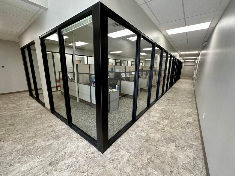 More Photos Of 801 Garmon Park Ct, Loganville Office For Lease