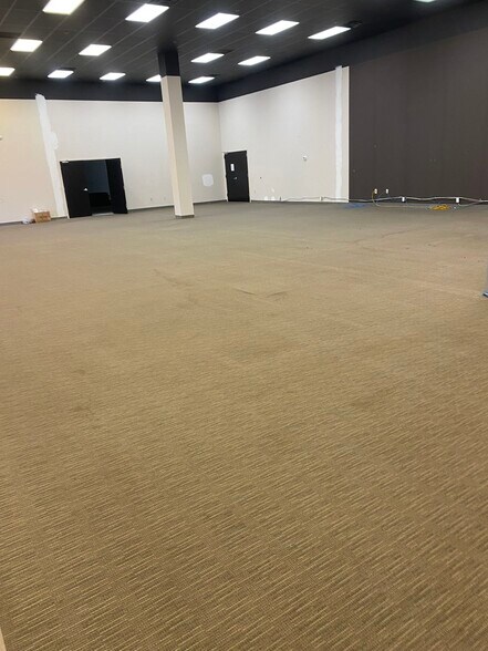 More Photos Of 6580 Jimmy Carter Blvd, Peachtree Corners Distribution For Lease