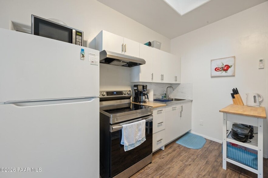 More Photos Of 654 W Gurley St, Prescott Multifamily For Sale