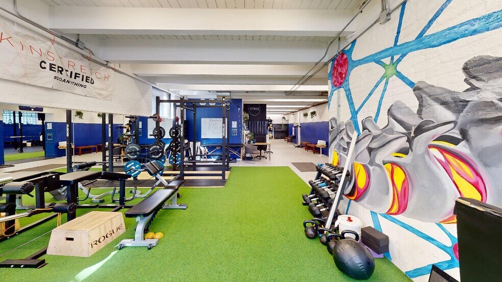 More Photos Of 314 W Institute Pl, Chicago Loft Creative Space For Lease