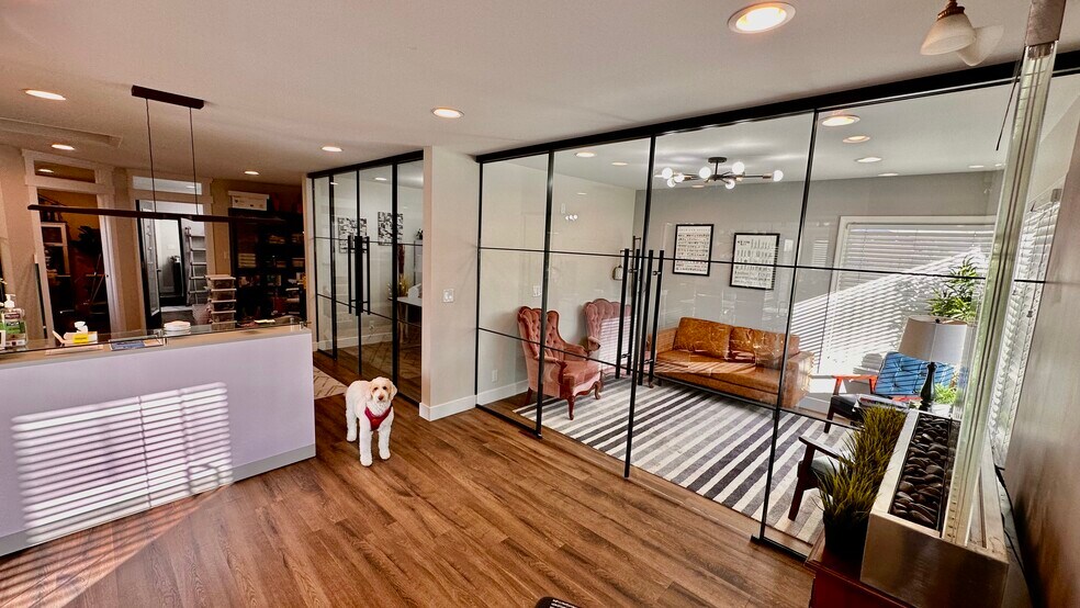 More Photos Of 152 W 500 S, Bountiful Office For Sale