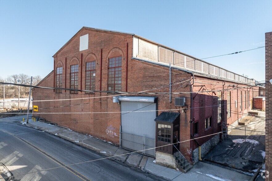 Primary Photo Of 240 Arch St, York Warehouse For Lease