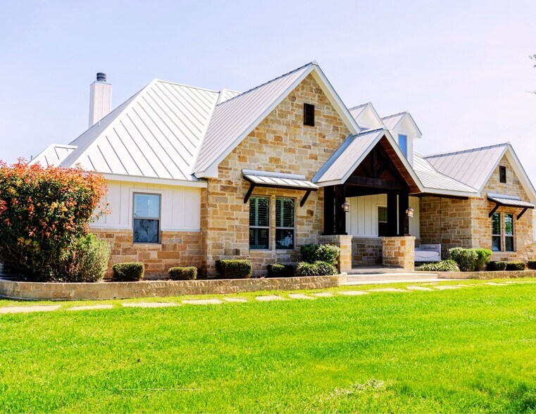 More Photos Of 1980 County Road 361, La Vernia Land For Sale