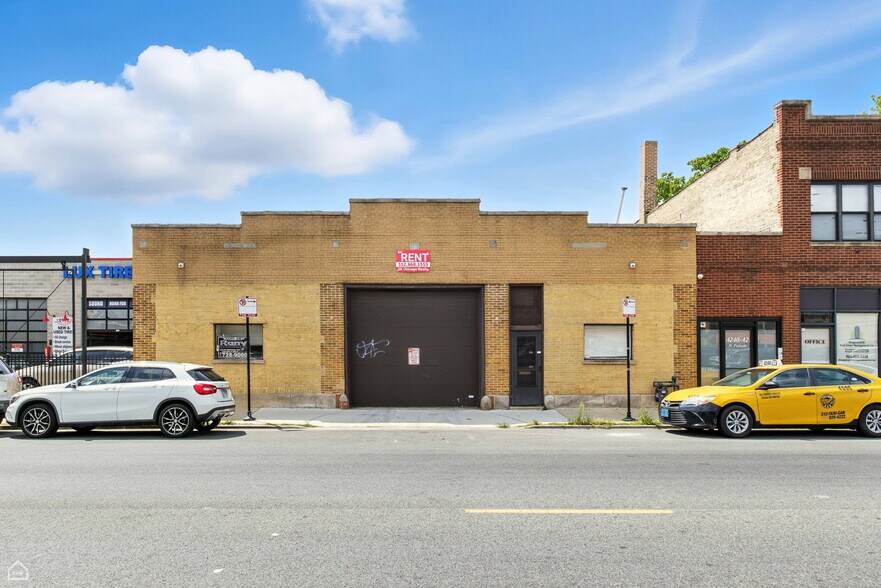 Primary Photo Of 4234 N Pulaski Rd, Chicago Warehouse For Lease
