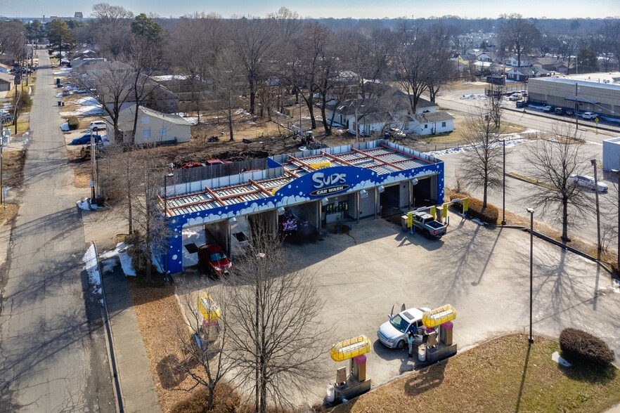 More Photos Of 2224 Pike Ave, North Little Rock Carwash For Sale