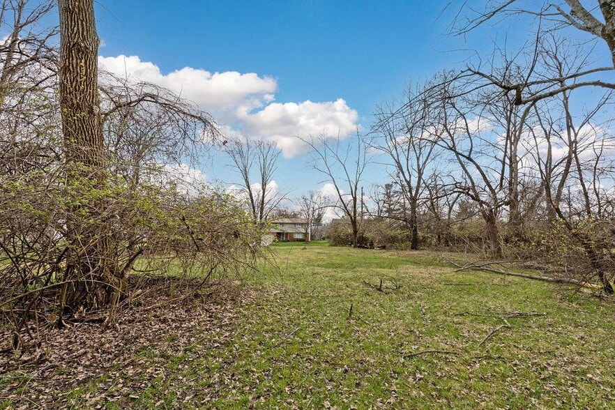 More Photos Of 132-136 Highland Ave, Worthington Land For Sale