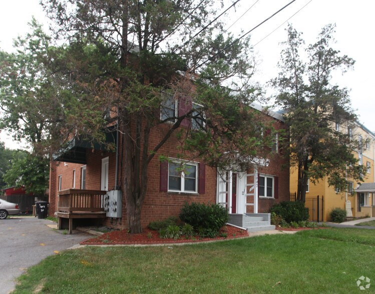 More Photos Of 1007 E University Blvd, Takoma Park Apartments For Sale