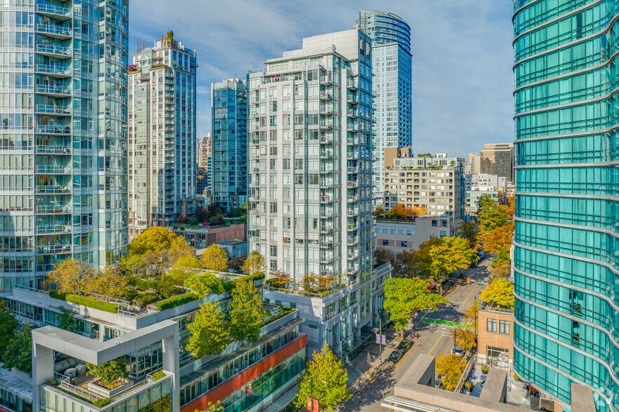 Primary Photo Of 480 Robson St, Vancouver Apartments For Lease