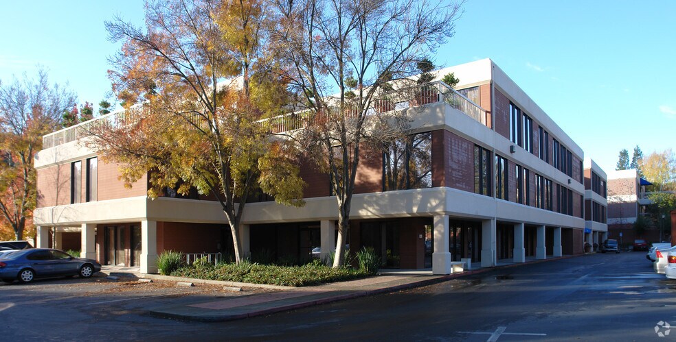 More Photos Of 3675 Mount Diablo Blvd, Lafayette Office For Lease