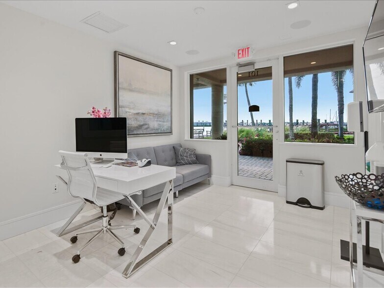 More Photos Of 1001 10th Ave S, Naples Office Residential For Sale